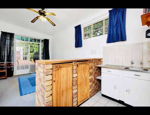 1 BEDROOM PROPERTY TO RENT IN PARKDENE